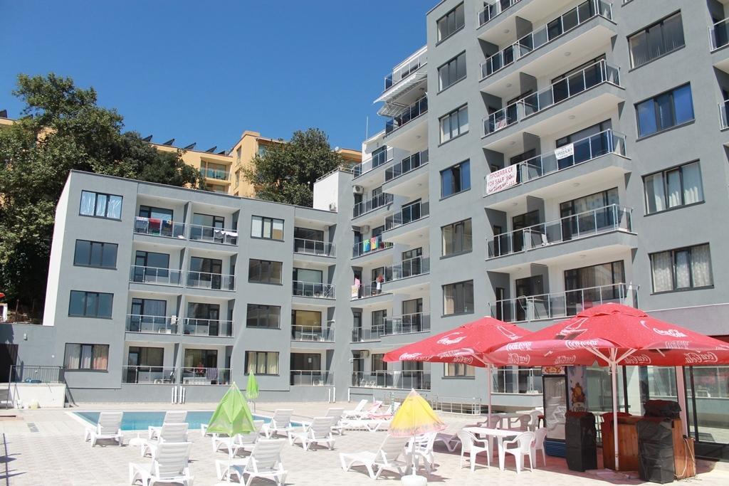 Dilov Apartments In Yalta Golden Sands Exteriör bild