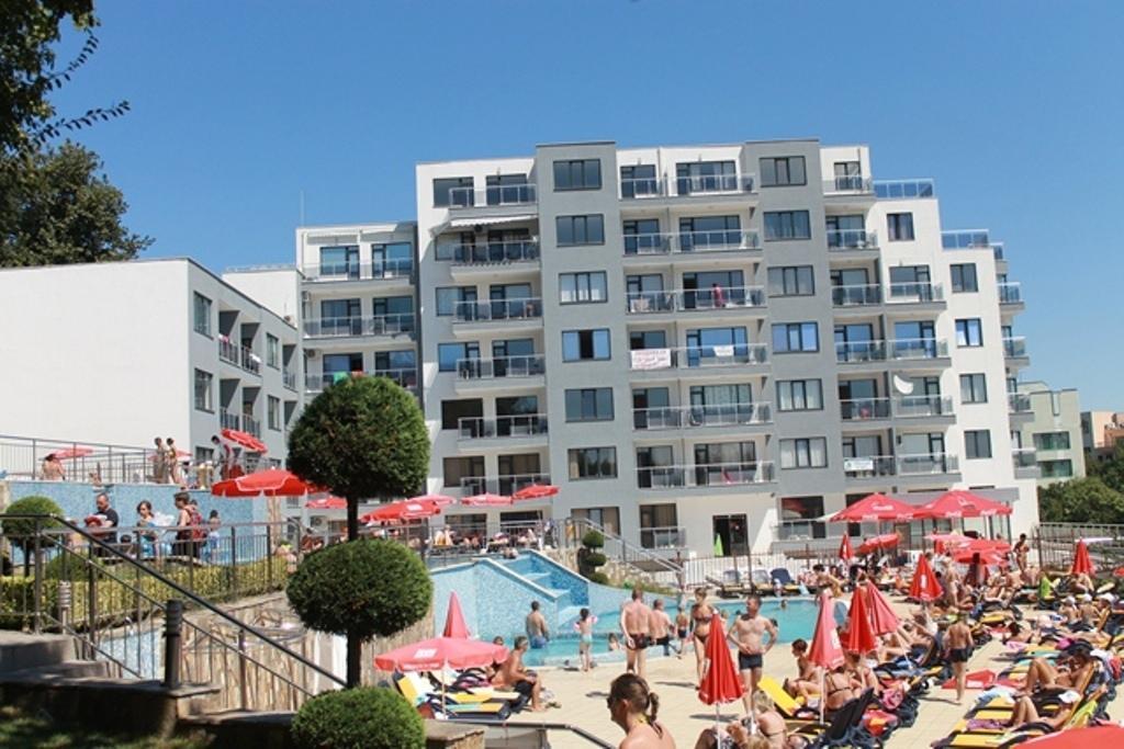 Dilov Apartments In Yalta Golden Sands Exteriör bild